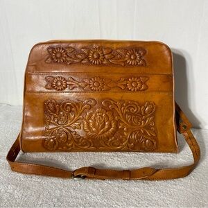 Vintage Floral Tooled Tan Leather Leather Bag Purse Shoulder Bag
